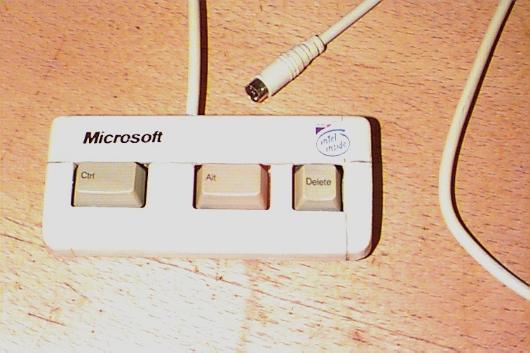 Fil:Microsoft-keyboard.jpg