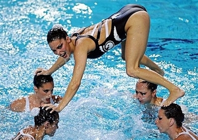 Fil:Swimmers.jpg